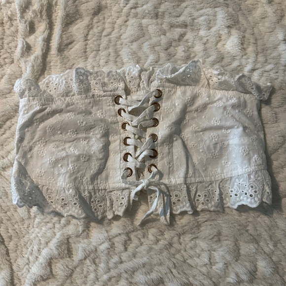 2 crop tops - Picture 2 of 4